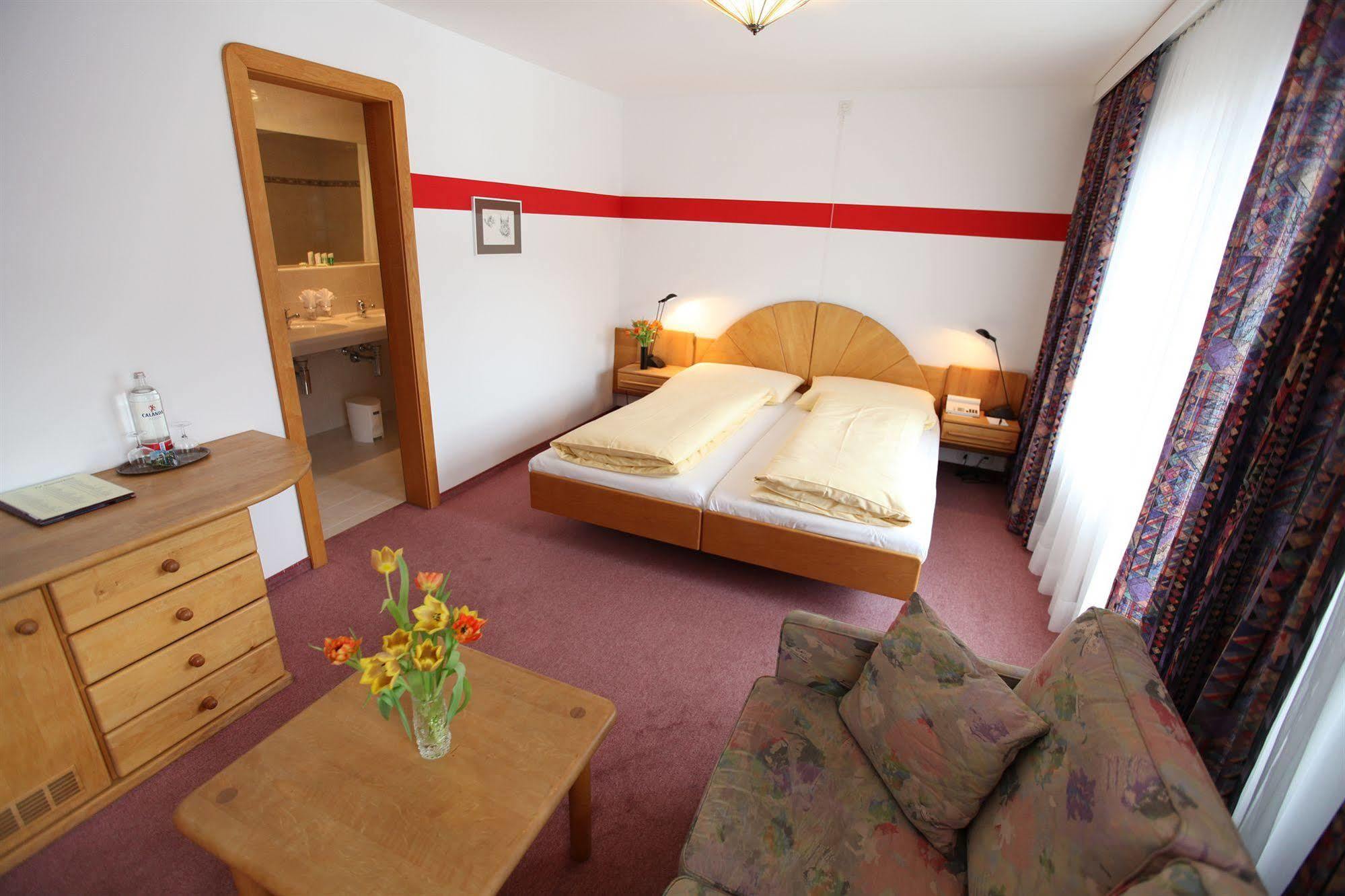 Typically Swiss Hotel Altana 施库尔 外观 照片