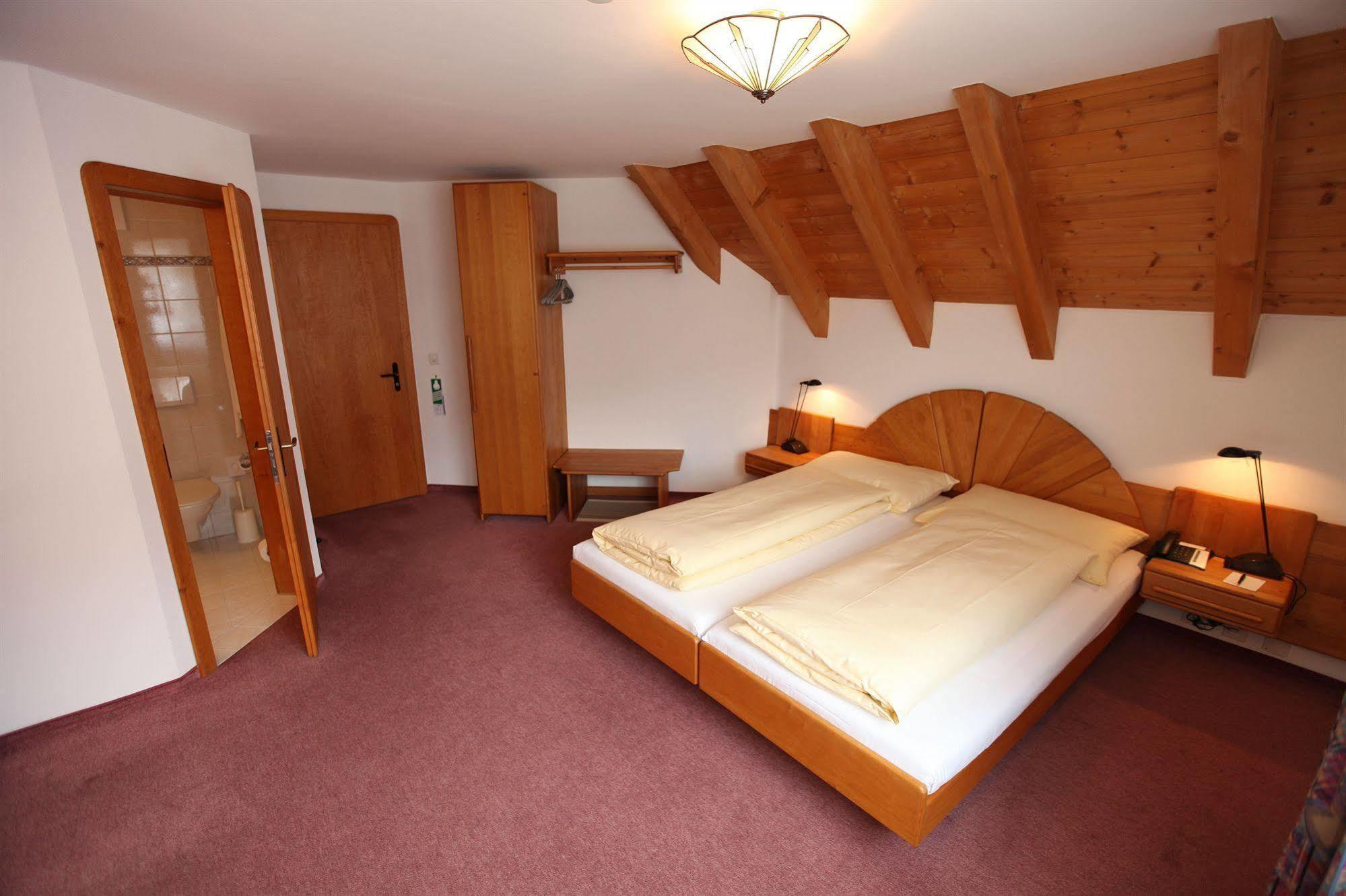 Typically Swiss Hotel Altana 施库尔 外观 照片