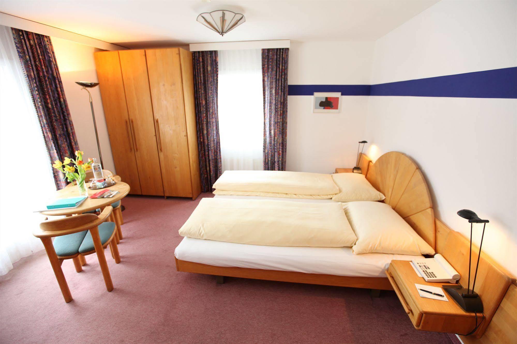Typically Swiss Hotel Altana 施库尔 外观 照片
