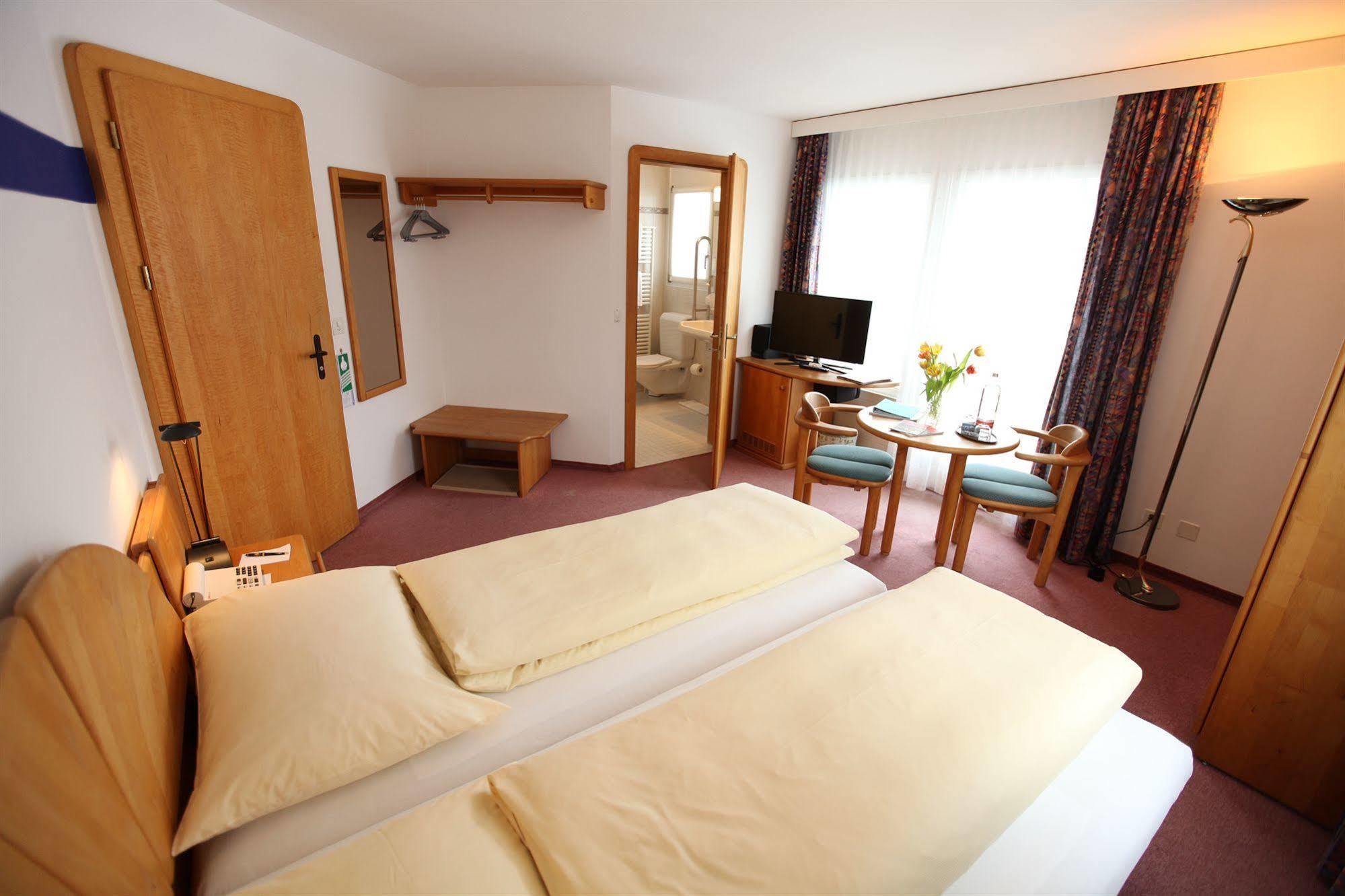 Typically Swiss Hotel Altana 施库尔 外观 照片